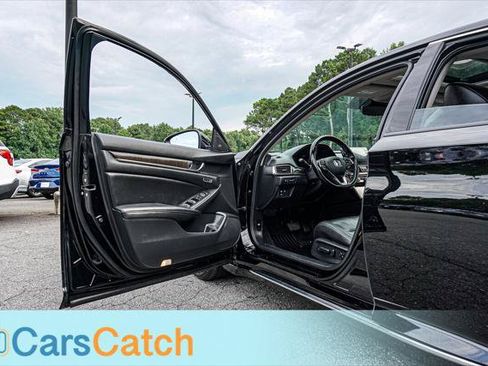 Used 2021 Honda Accord Touring image 18