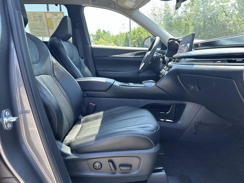 Used 2023 INFINITI QX60 Luxe w/ Cargo Package AWD/4WD image 19