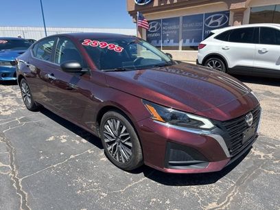 Used 2024 Nissan Altima 2.5 SV
