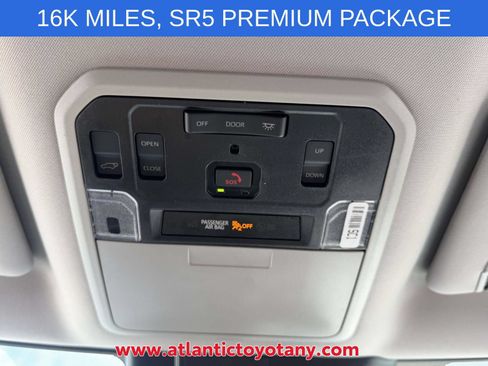 Used 2024 Toyota Sequoia SR5 w/ SR5 Premium Package AWD/4WD image 33