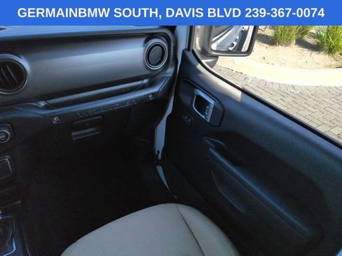 Used 2021 Jeep Wrangler Unlimited Sport AWD/4WD image 18