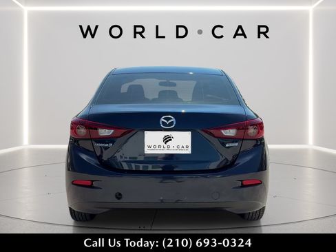 Used 2016 MAZDA MAZDA3 i Sport FWD image 4