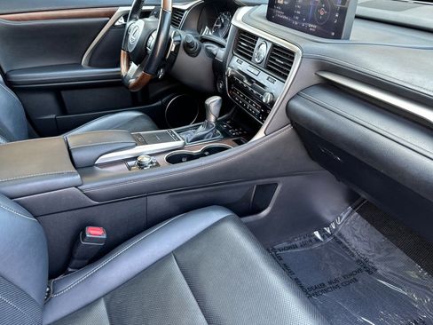 Used 2020 Lexus RX 350L FWD w/ Premium Package image 17
