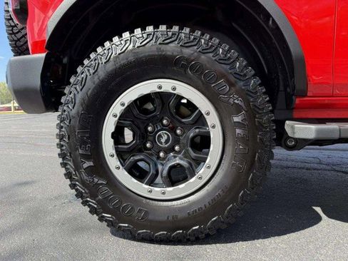 Used 2023 Ford Bronco Outer Banks w/ Sasquatch Package AWD/4WD image 26