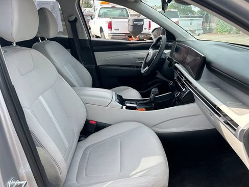 Used 2025 Hyundai Tucson SEL FWD image 38