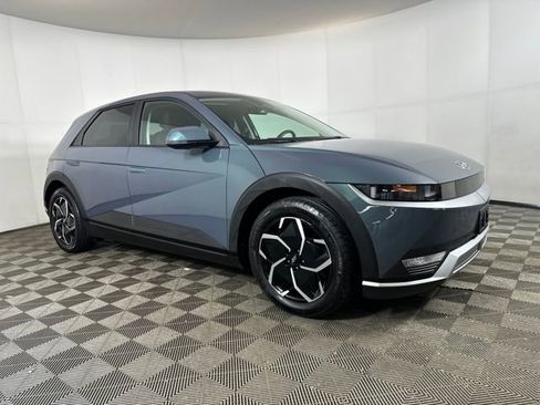 Used 2024 Hyundai Ioniq 5 SEL image 2