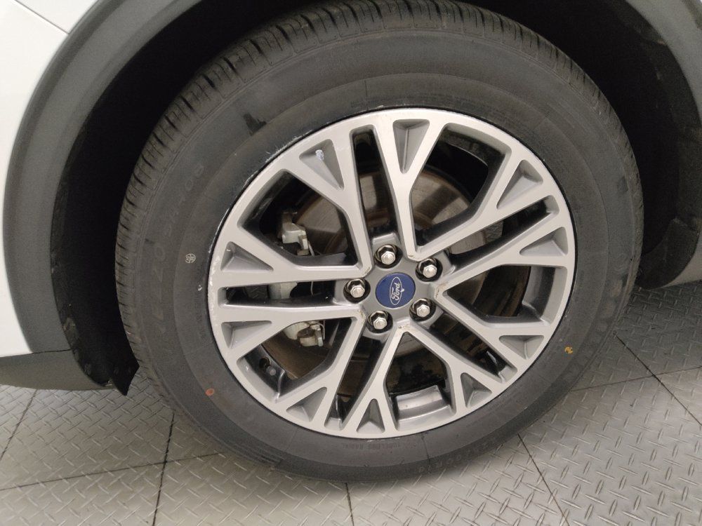 Used 2020 Ford Escape SEL FWD image 31