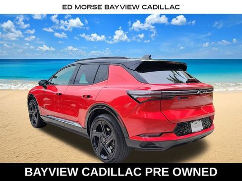 Used 2024 Chevrolet Equinox EV RS FWD image 3