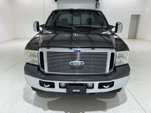 Used 2006 Ford F250 XLT image 8
