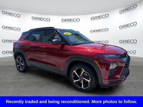 Used 2023 Chevrolet TrailBlazer RS w/ Technology Package FWD image 1
