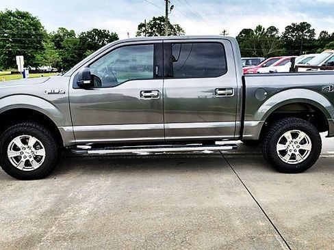 Used 2015 Ford F150 XLT w/ Equipment Group 301A Mid AWD/4WD image 6