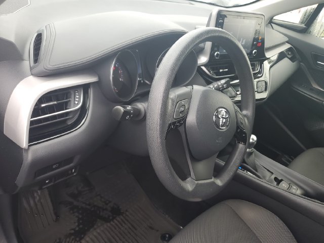 Used 2021 Toyota C-HR LE FWD image 18