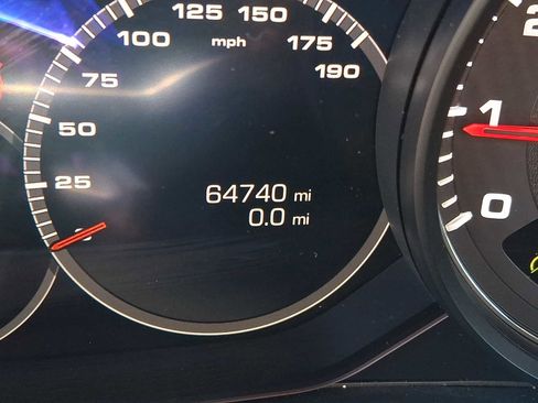 Used 2019 Porsche Cayenne S AWD/4WD image 17