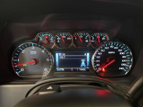 Used 2020 Chevrolet Tahoe Premier AWD/4WD image 17