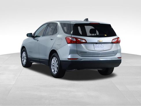 Used 2020 Chevrolet Equinox LT w/ Driver Convenience Package FWD image 10