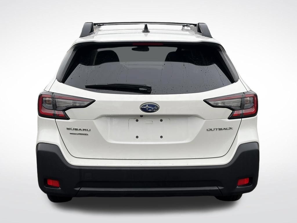 Used 2024 Subaru Outback Premium AWD/4WD image 8