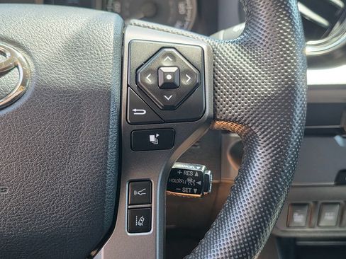 Used 2020 Toyota Tacoma TRD Off-Road w/ Technology Package RWD image 34