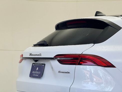 Used 2024 Maserati Grecale Trofeo image 46