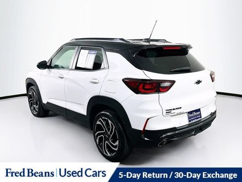 Used 2024 Chevrolet TrailBlazer RS w/ Convenience Package AWD/4WD image 8