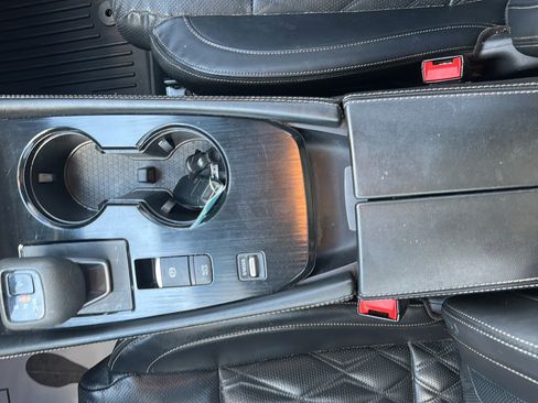 Used 2023 Nissan Rogue Platinum w/ Platinum Premium Package FWD image 13