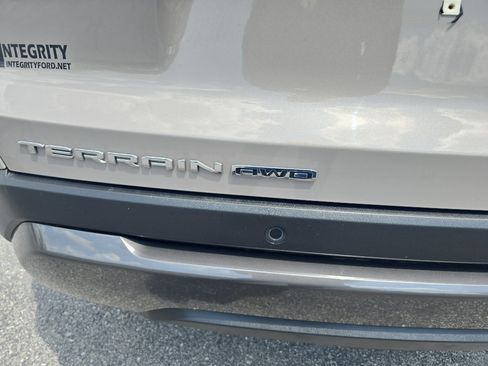 Used 2025 GMC Terrain Elevation AWD/4WD image 12