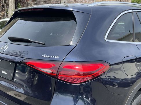 Used 2023 Mercedes-Benz GLC 300 4MATIC w/ Pinnacle Trim Package image 8