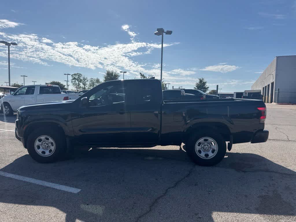Used 2024 Nissan Frontier S w/ Technology Package RWD image 2