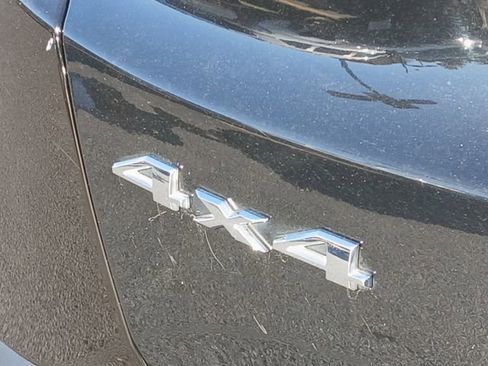 Used 2017 Jeep Renegade Limited image 26