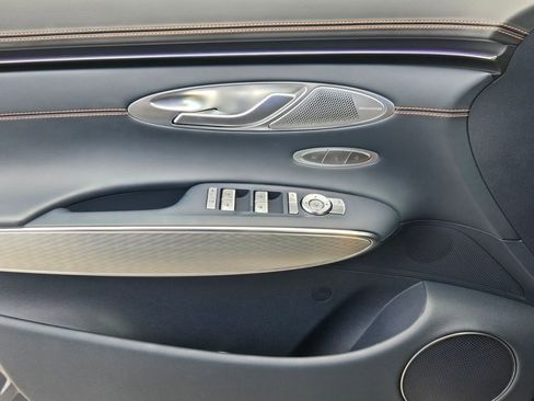 New 2026 Genesis GV70 2.5T Sport Prestige AWD/4WD image 13