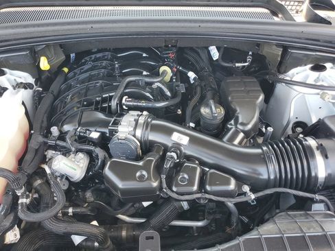 Used 2023 Jeep Grand Cherokee L Laredo AWD/4WD image 30