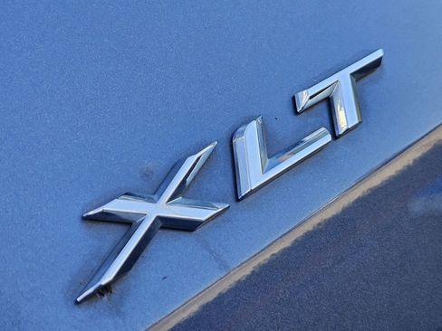 Used 2021 Ford Explorer XLT w/ Equipment Group 202A image 16