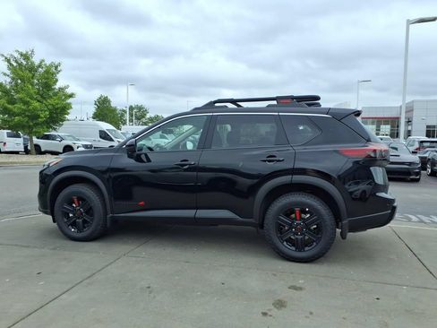 New 2026 Nissan Rogue SV w/ Rock Creek Premium Package AWD/4WD image 5