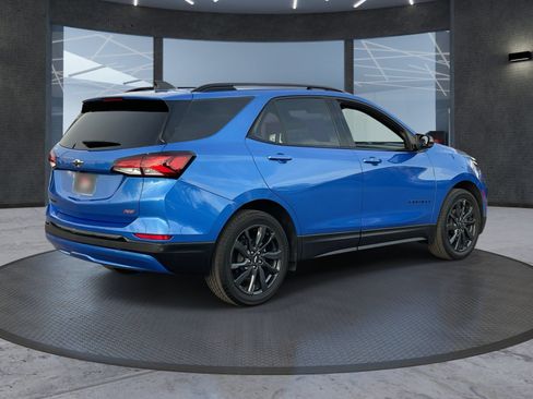 Certified 2024 Chevrolet Equinox RS w/ RS Leather Package FWD image 6