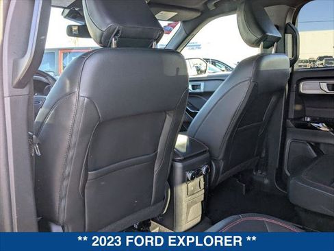 Certified 2023 Ford Explorer ST-Line w/ Class IV Trailer Tow Package image 22
