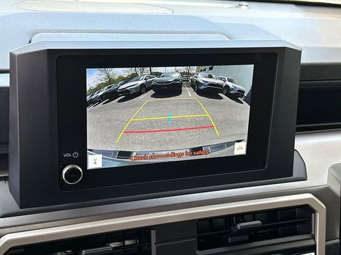 Used 2025 Toyota Tacoma SR5 image 25