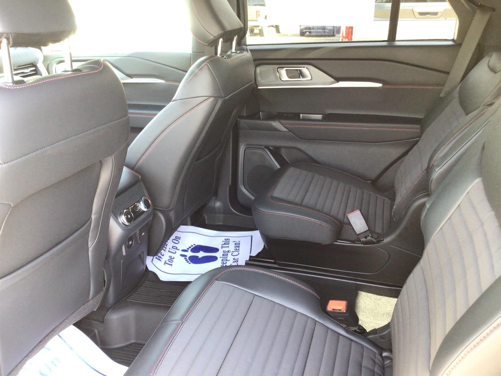 New 2026 Ford Explorer ST-Line AWD/4WD image 15