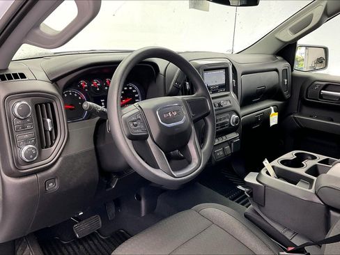 Used 2025 GMC Sierra 1500 Pro w/ Graphite Edition image 4