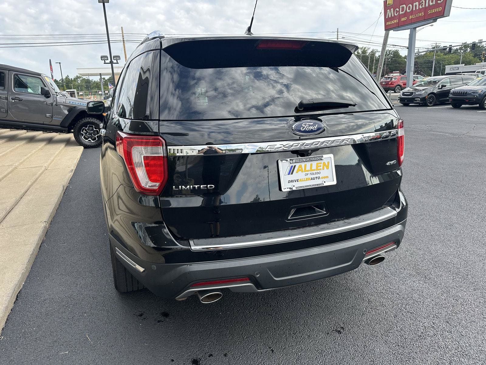 Used 2018 Ford Explorer Limited AWD/4WD image 9