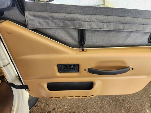 Used 1997 Jeep Wrangler SE image 10