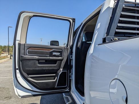 Used 2023 RAM 2500 Laramie image 65