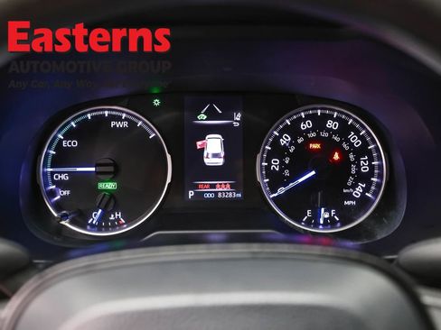 Used 2020 Toyota RAV4 LE AWD/4WD image 17