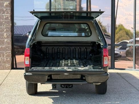 Used 2018 Nissan Frontier S RWD image 30
