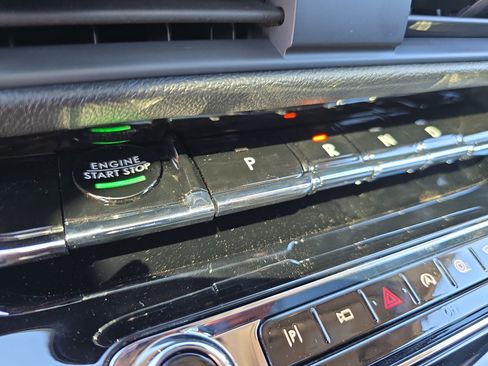 New 2026 Lincoln Corsair Reserve w/ Jet Appearance Package image 23