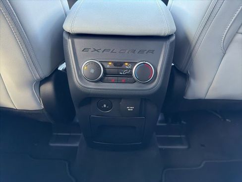 New 2025 Ford Explorer Platinum w/ Ultimate Package image 21