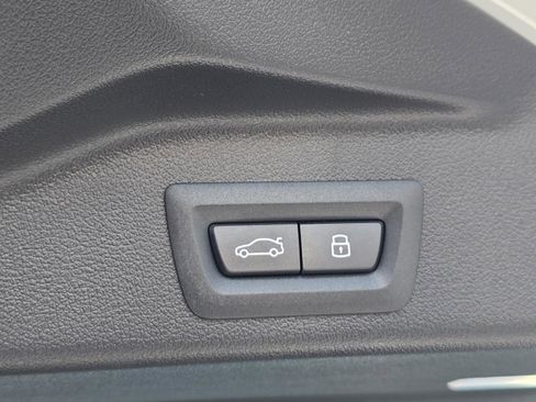 New 2026 BMW X5 xDrive40i w/ M Sport Package image 11