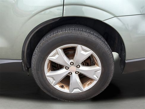 Used 2016 Subaru Forester 2.5i w/ Alloy Wheel Package image 40