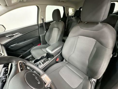 Certified 2023 Kia Sportage LX AWD/4WD image 14