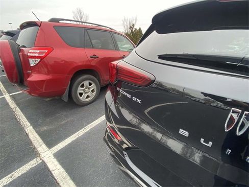 Used 2024 Buick Encore GX Sport Touring w/ Comfort Package image 4