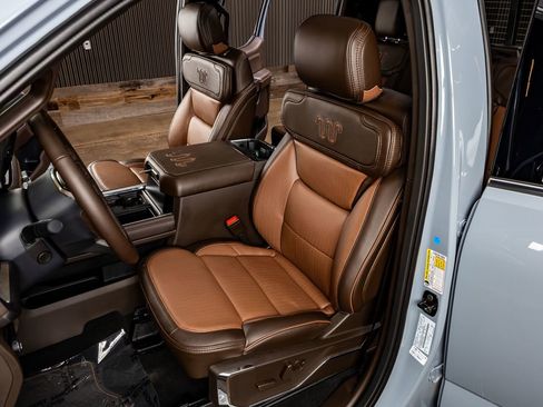 Used 2026 Ford F250 King Ranch w/ Chrome Package AWD/4WD image 29