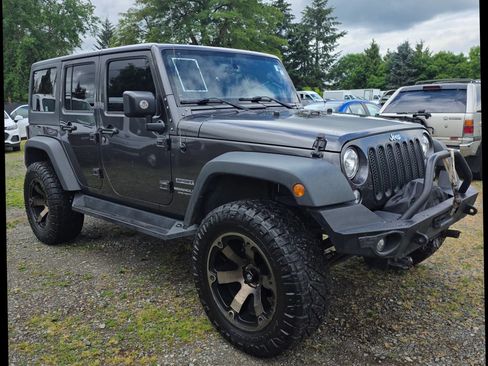 Used 2017 Jeep Wrangler Unlimited Sport w/ Quick Order Package 24S AWD/4WD image 1